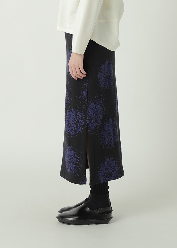 ZUCCa / PO JACQUARD SWEATSHIRT / スカート