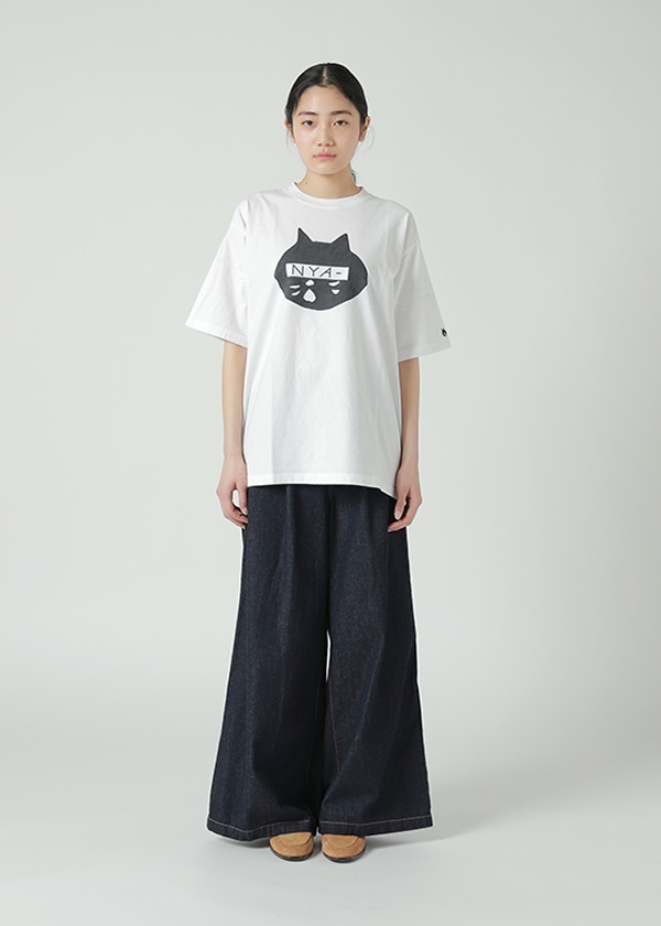 NYA- / FRONT NYA-? T / ビッグシルエットTシャツ
