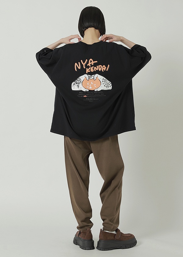 NYA- / HANDS SIGN / Tシャツ