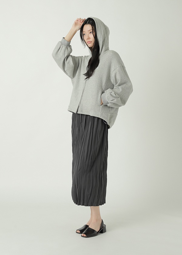 <先行予約> ZUCCa / INITIAL SWEATSHIRT / フーディー