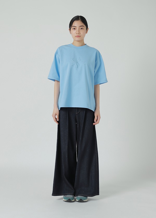 NYA- / CLOSE UP EMBOSS T / Tシャツ