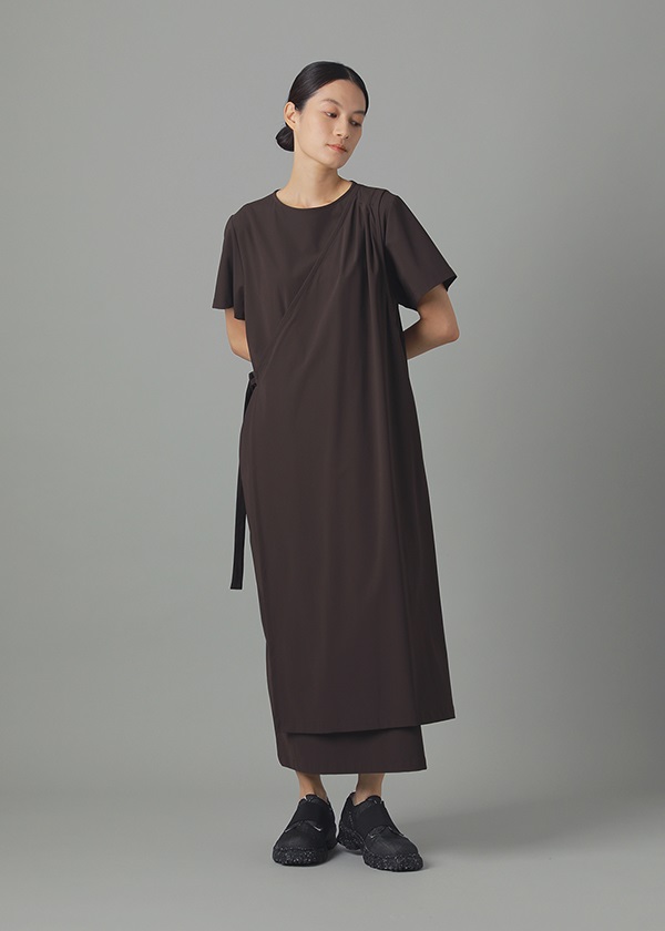 ZUCCa / (O) ストレッチリサイクルナイロン / ワンピース