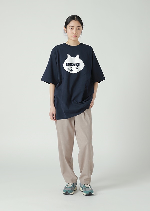 NYA- / FRONT NYA-? T / ビッグシルエットTシャツ