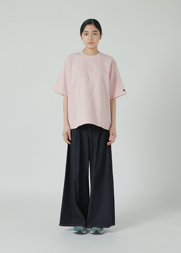 NYA- / CLOSE UP EMBOSS T / Tシャツ