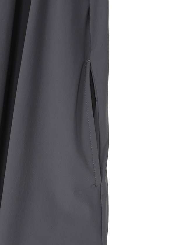 ZUCCa / (O) ストレッチリサイクルナイロン / ワンピース