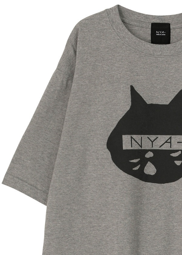 NYA- / FRONT NYA-? T / ビッグシルエットTシャツ