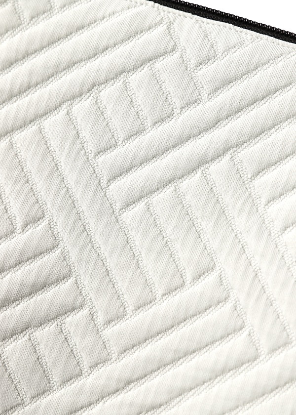 NYA- / QUILT BAG / ポーチ