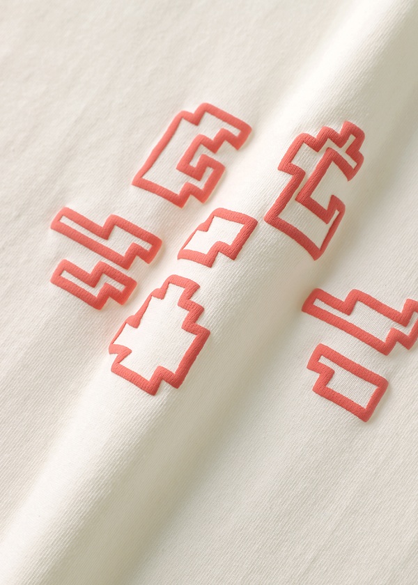 NYA- / PO
BIT NYA- / Tシャツ