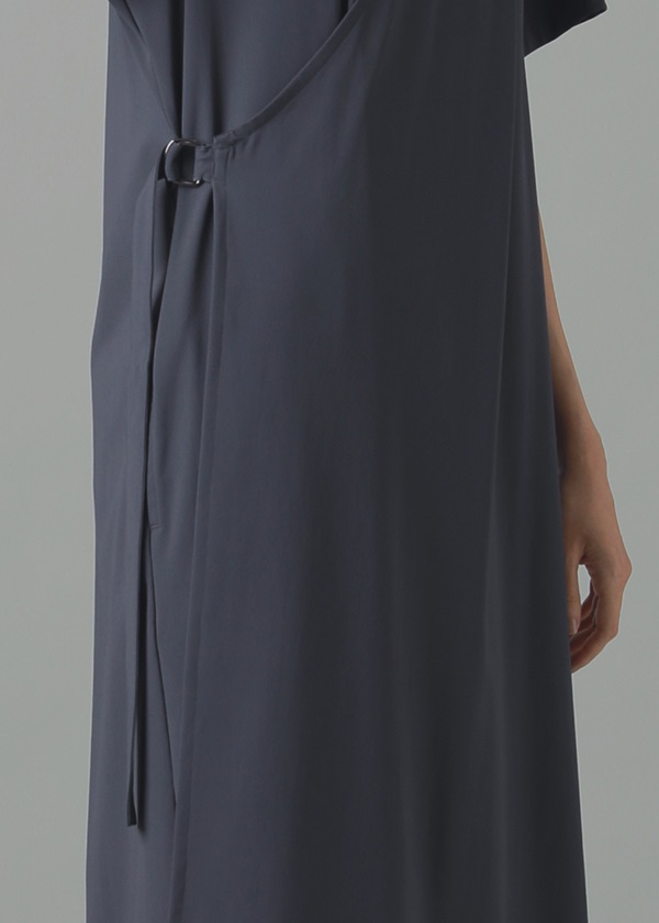 ZUCCa / (O) ストレッチリサイクルナイロン / ワンピース