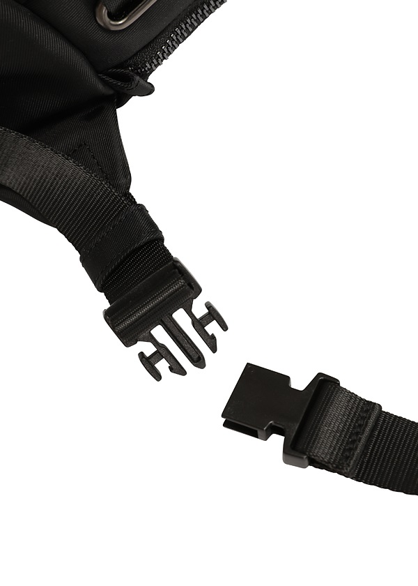 ZUCCa / スラッシュジッパーBAG / バッグ