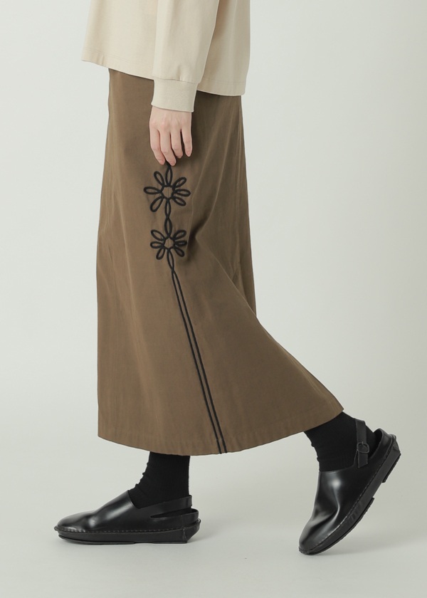 ZUCCa / P CORD EMBROIDERY BOTTOM / �X�J�[�g