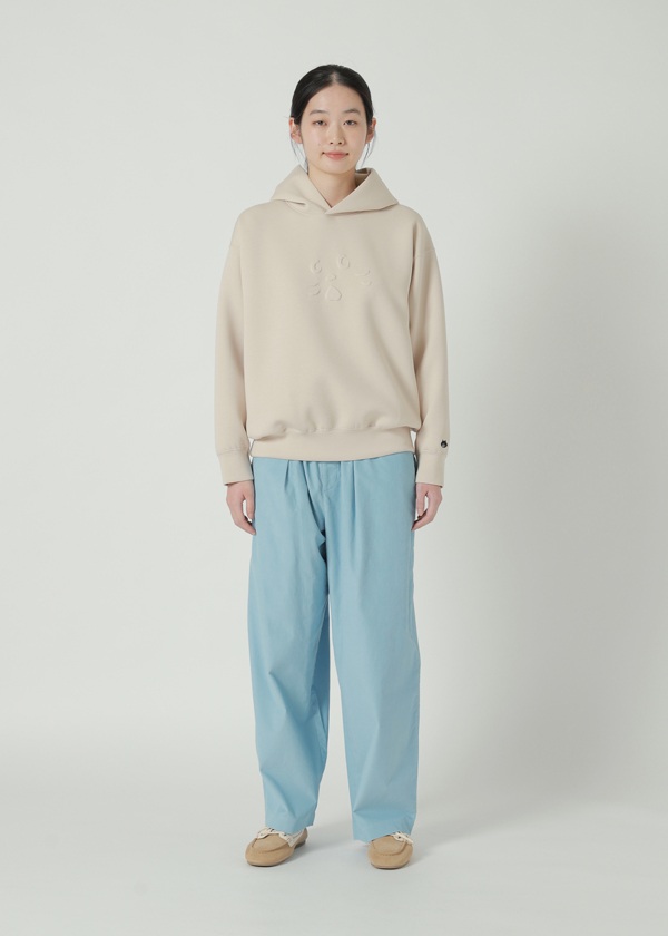 NYA- / CLOSE UP EMBOSS HOODIE / �t�[�f�B�[