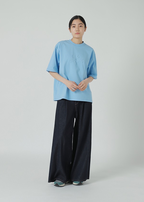 NYA- / CLOSE UP EMBOSS T / T�V���c