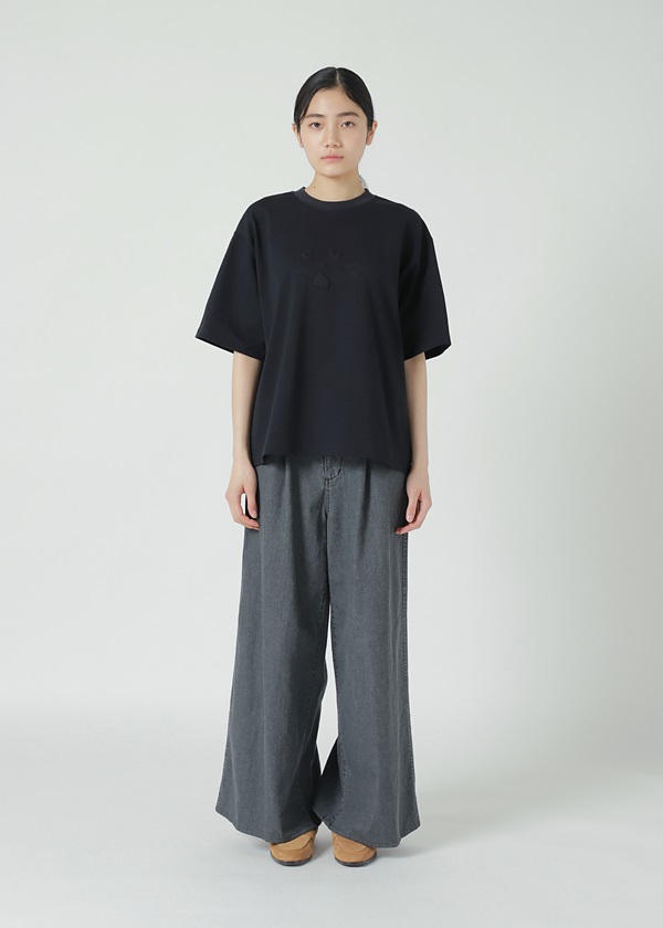 NYA- / CLOSE UP EMBOSS T / T�V���c