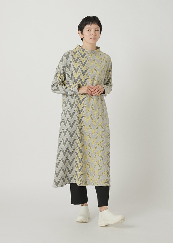 Plantation / P �~�b�N�X�w����JQ / �����s�[�X