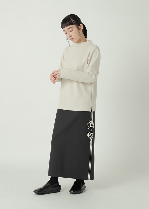 ZUCCa / P CORD EMBROIDERY BOTTOM / �X�J�[�g