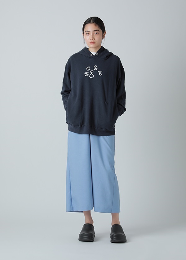 NYA- / CLOSE UP HOODIE / �t�[�f�B�[