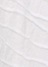 white(01)