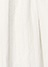 white(01)