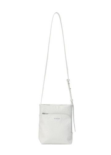 ZUCCa / EMBOSS�o�b�O / �V�����_�[�o�b�O