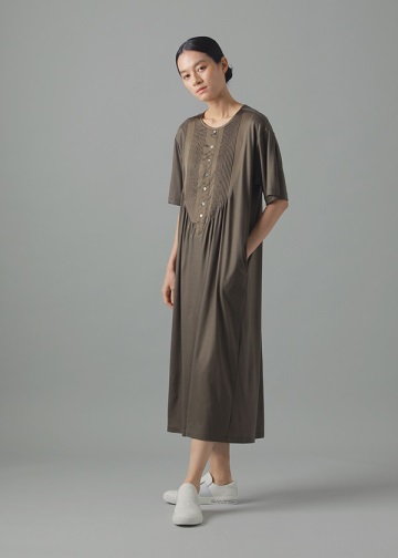 ZUCCa / (O) �s���^�b�N�h�b�L���O / �����s�[�X