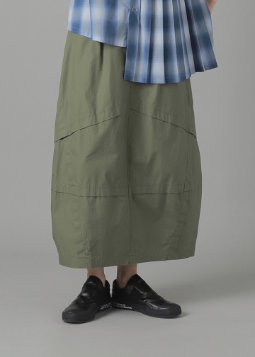 ZUCCa / P �z�[�X�N���X / �X�J�[�g