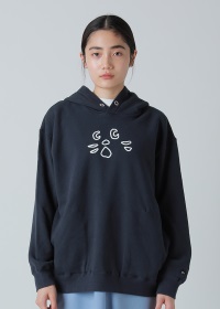NYA- / CLOSE UP HOODIE / t[fB[