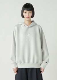 <��s�\��> NYA- / CLOSE UP EMBOSS HOODIE / �t�[�f�B�[